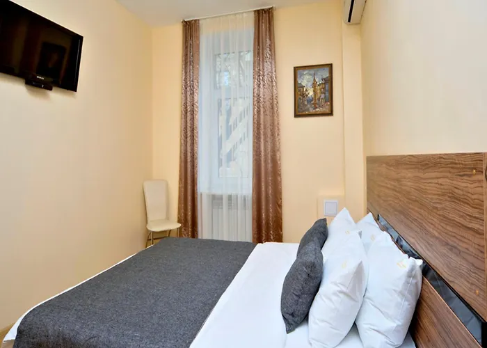 Sunday Apart Hotel Київ